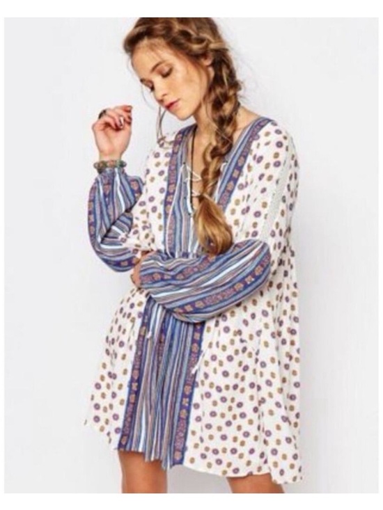 Free People Dresses & Skirts - Free People-Boho Peasant Tunic Dress in Cream and Blue Sz XS VGUC